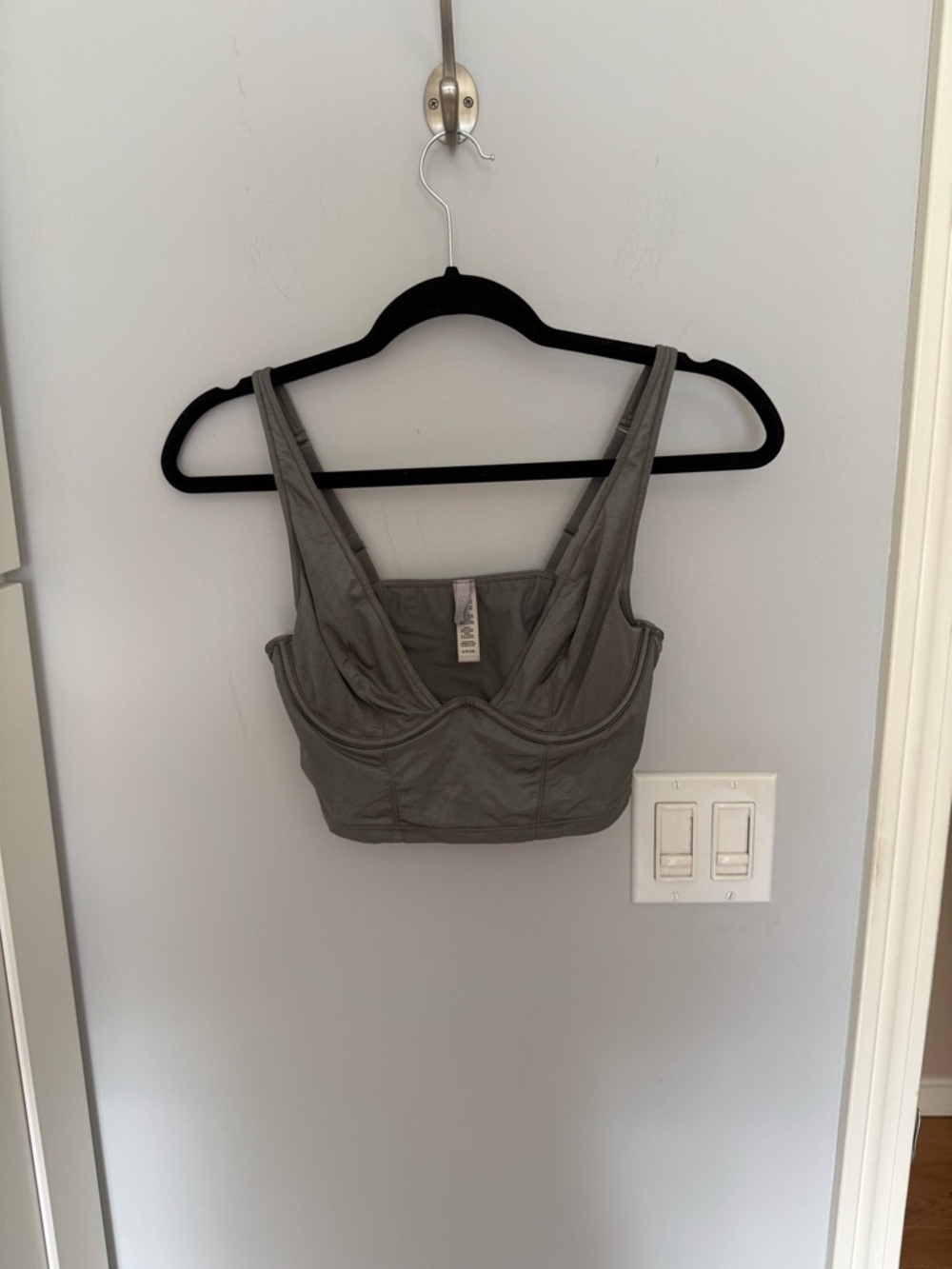 SKIMS Gray Underwire Longline Bralette – Size Small (S/P) - Picture 1 of 4
